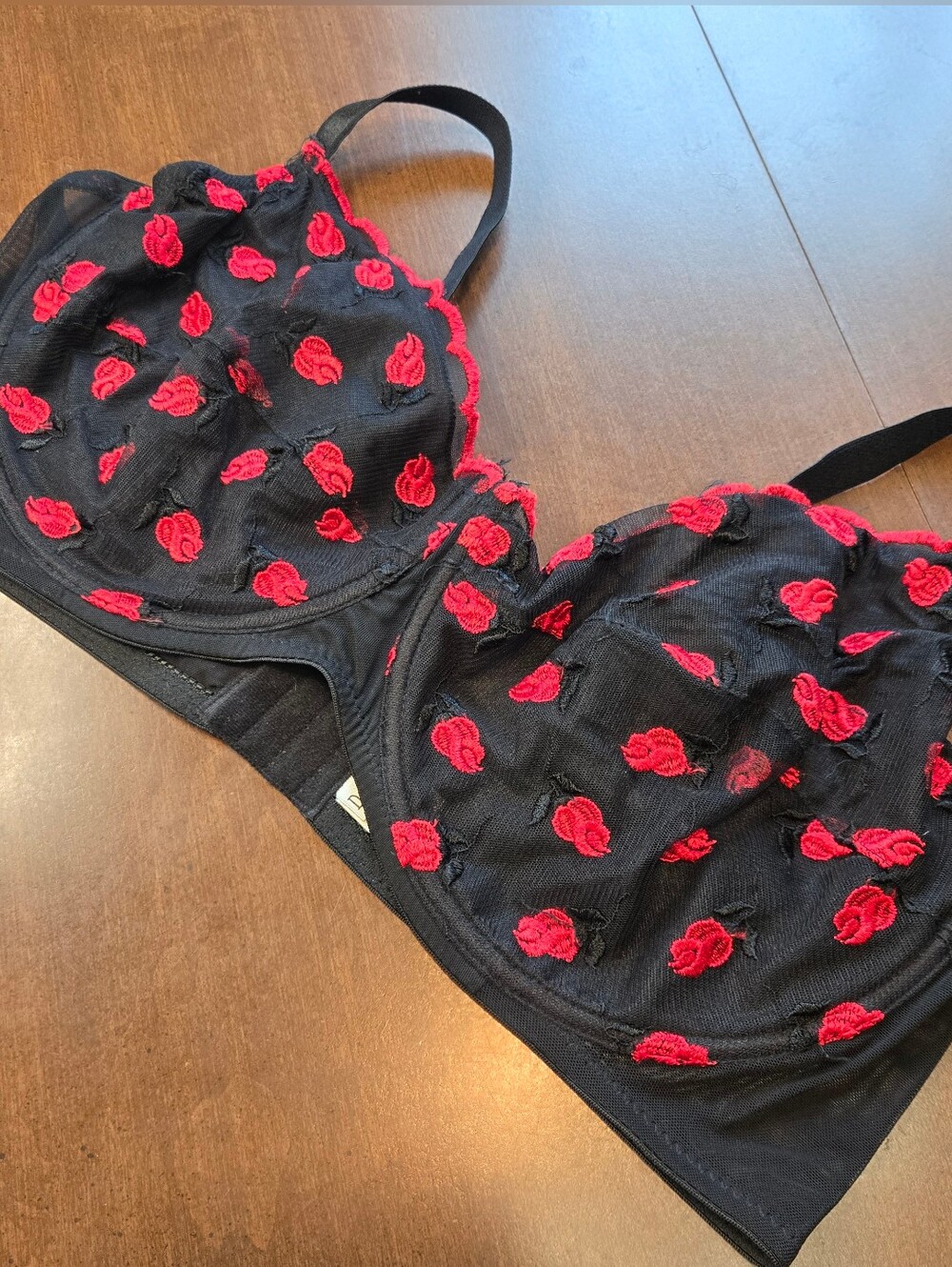 Vintage Delta Burke Sexy Black Lace Red Rose Unlined Underwire Bra Plus SZ 46DD